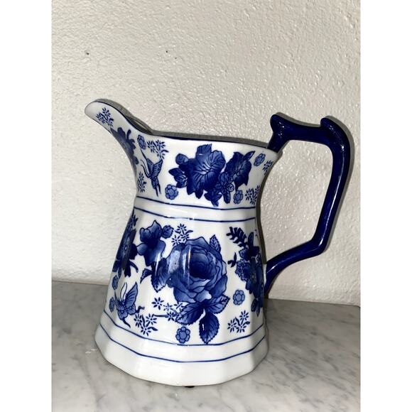 Blue Whit Floral Ceramic Pitcher Vase Beautiful Home Decor - Picture 1 of 8
